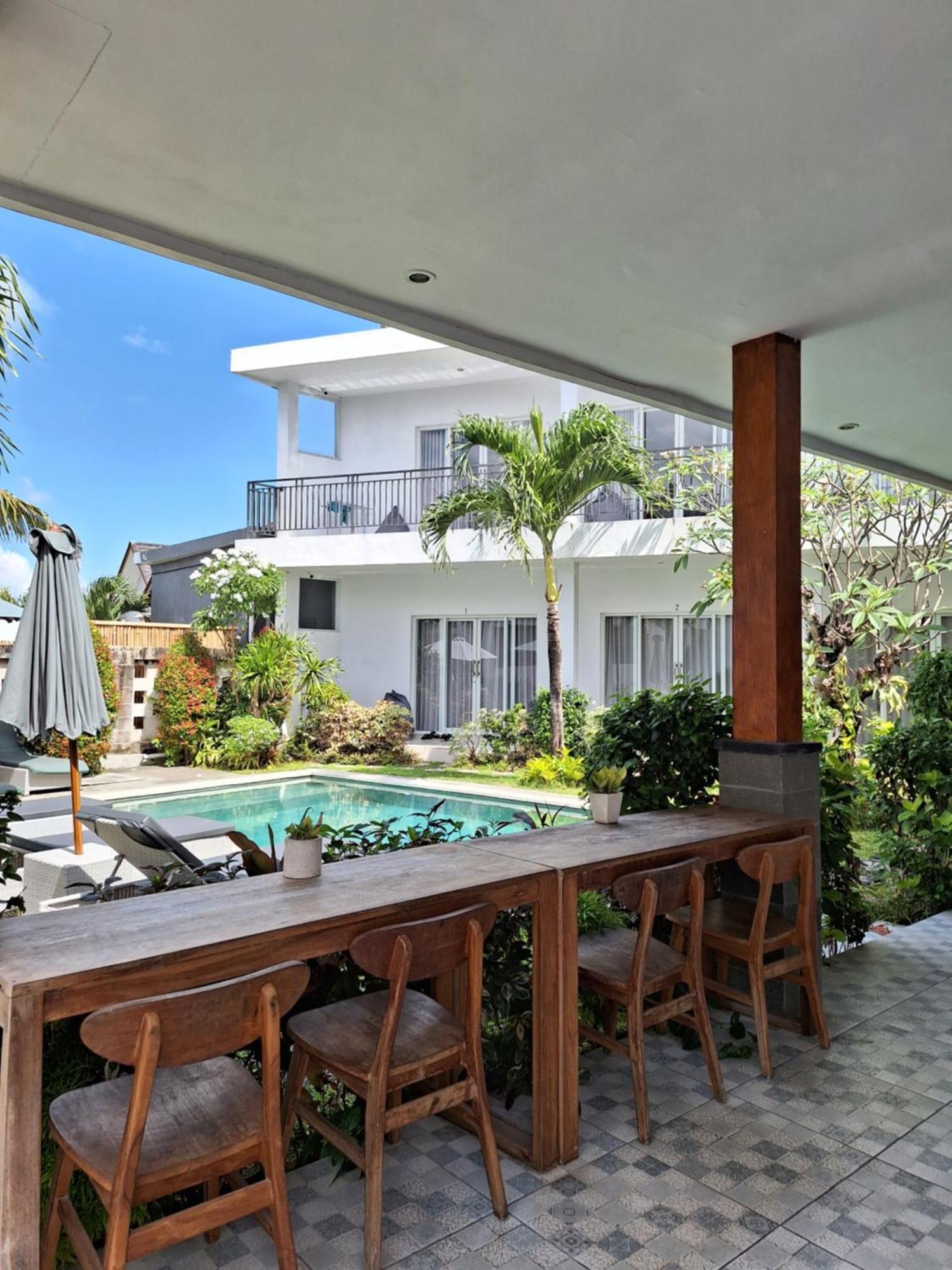 Bonewood Guesthouse Canggu Εξωτερικό φωτογραφία